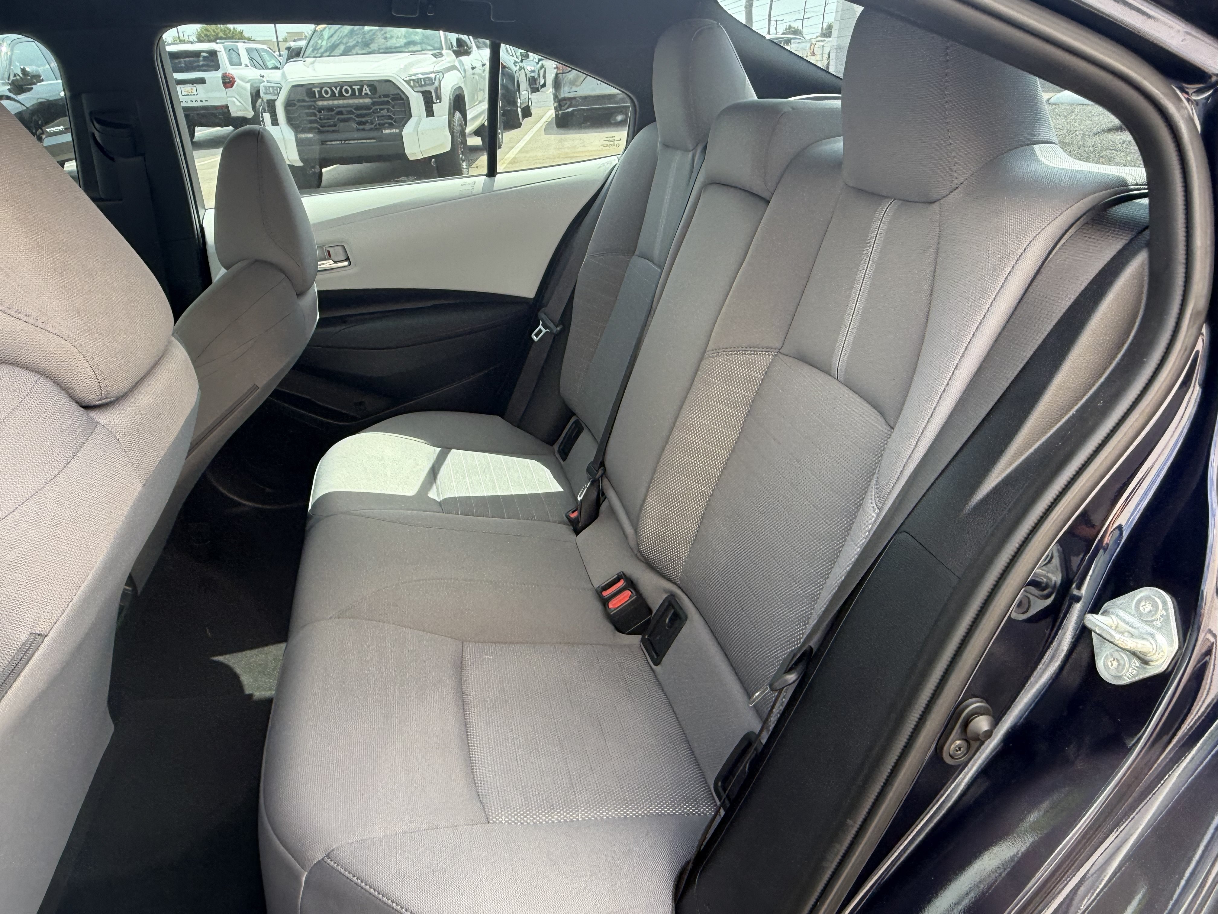 Certified 2024 Toyota Corolla SE FWD image 5