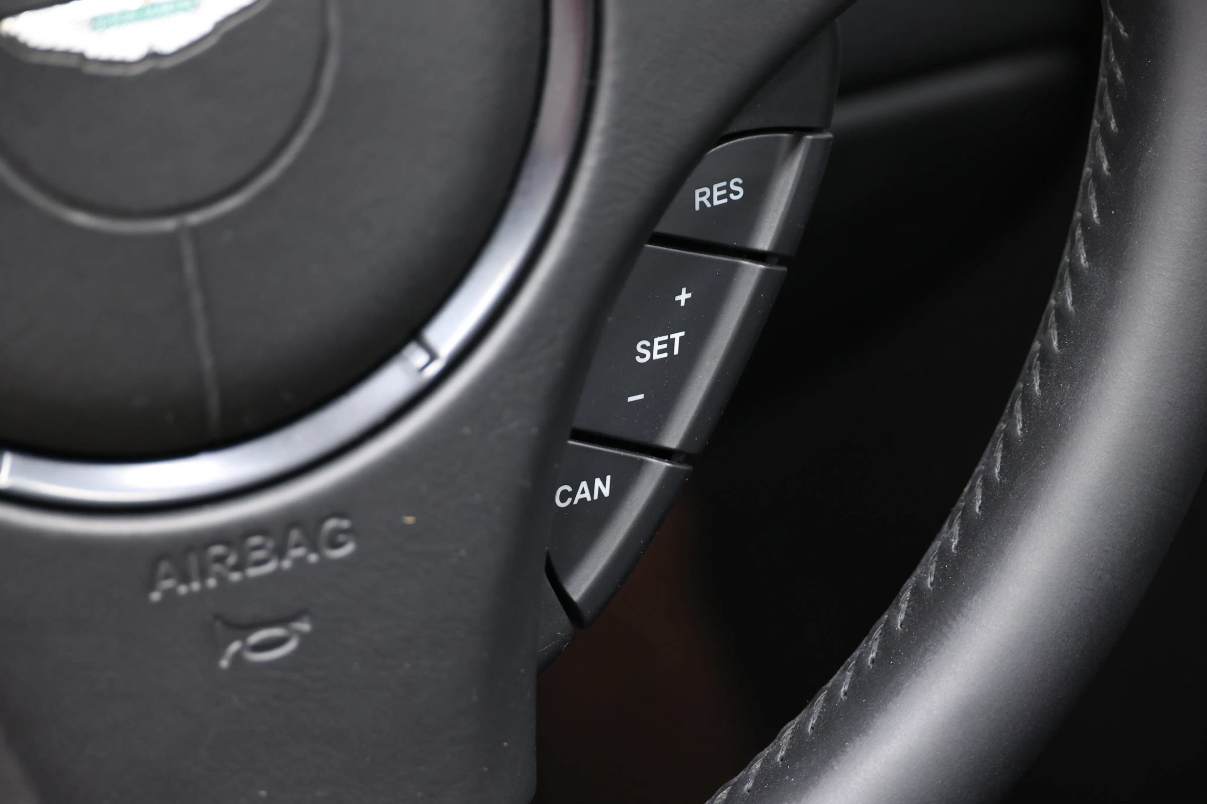 Used 2016 Aston Martin V8 Vantage GT RWD image 24