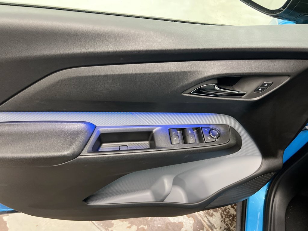 New 2027 Chevrolet Bolt RS FWD image 21