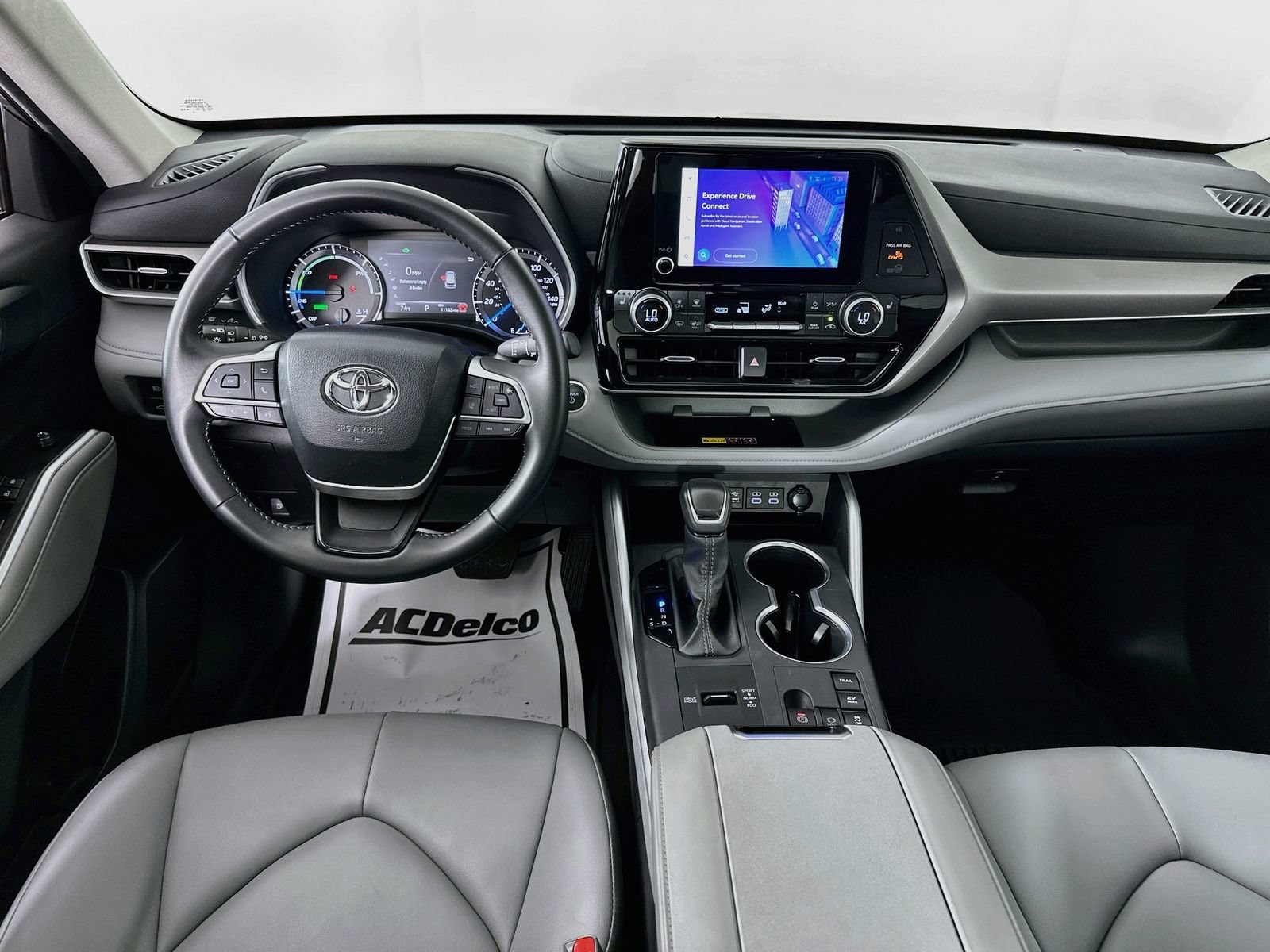 Certified 2026 Toyota Highlander XLE AWD/4WD image 23