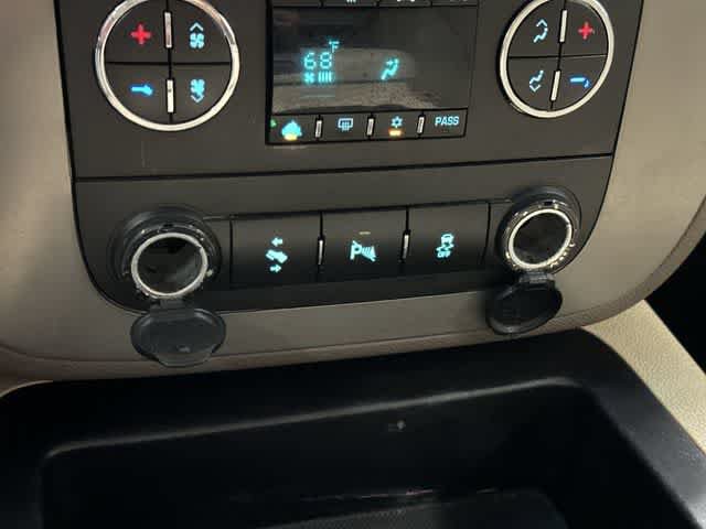 Used 2013 GMC Sierra 1500 SLT w/ SLT Convenience Package AWD/4WD image 24
