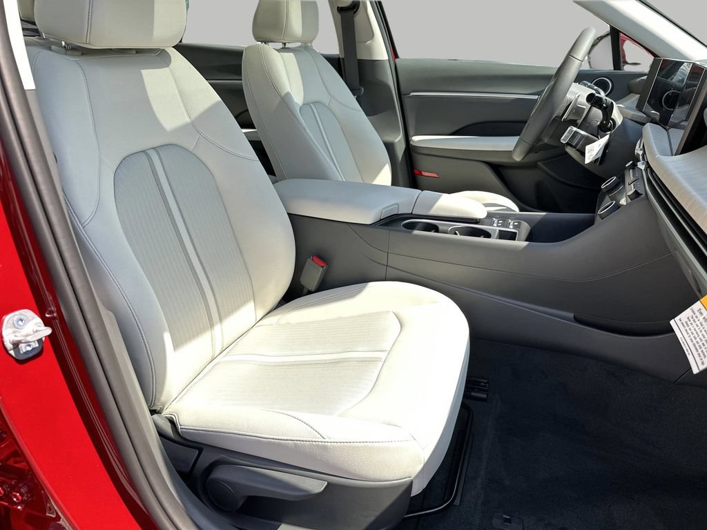 New 2026 Hyundai Sonata SEL FWD image 26