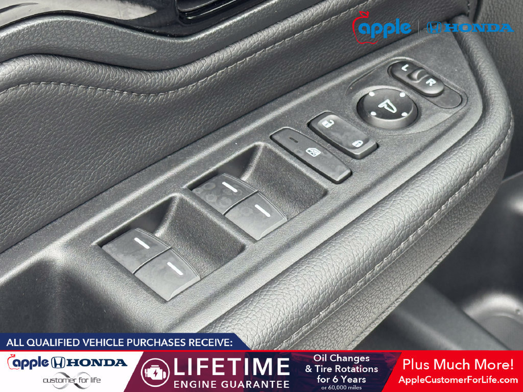 Used 2024 Honda Odyssey Touring image 9