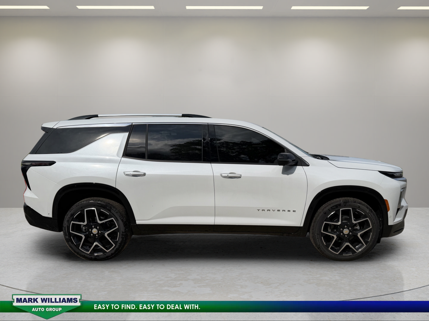 New 2026 Chevrolet Traverse High Country FWD image 3