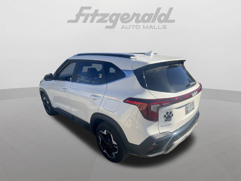 Used 2024 Kia Seltos EX AWD/4WD image 4