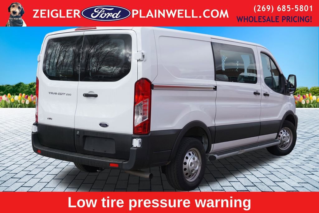 Used 2024 Ford Transit 250 Low Roof AWD w/ Exterior Upgrade Package image 5