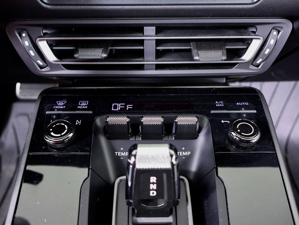 Certified 2024 Porsche 911 Carrera image 19