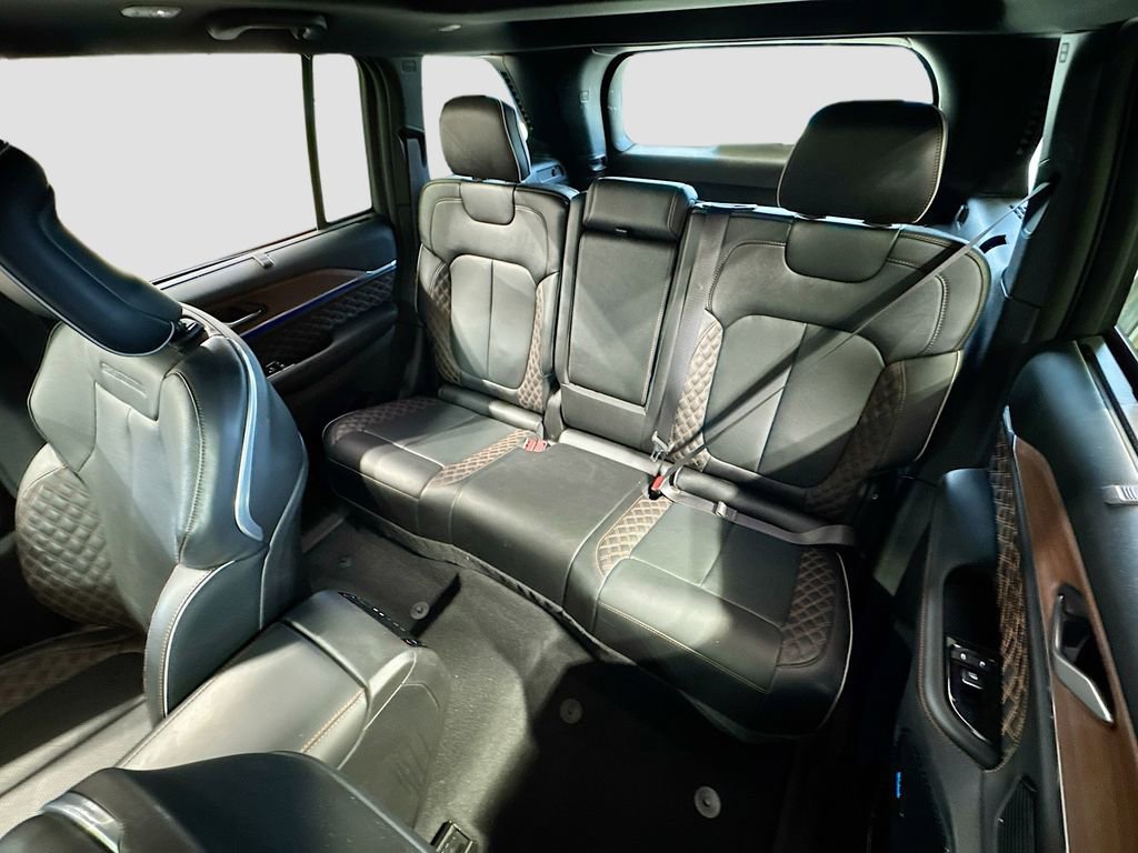 Used 2023 Jeep Grand Cherokee Summit w/ Advanced Protech Group IV AWD/4WD image 13