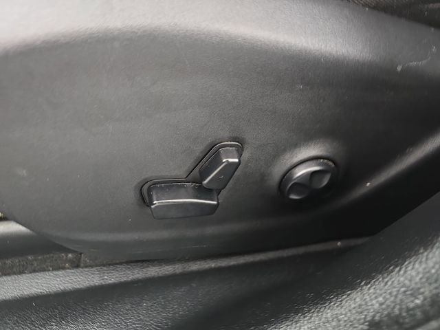 Used 2020 Jeep Cherokee Trailhawk w/ Cold Weather Group image 24