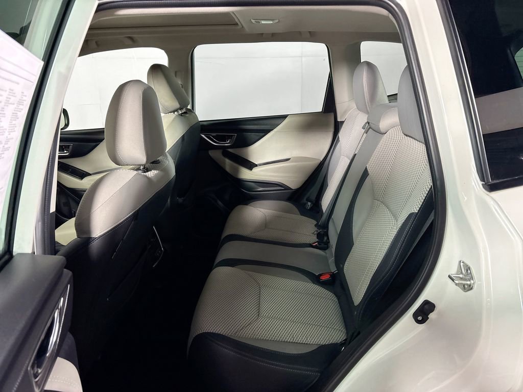 Used 2023 Subaru Forester Premium AWD/4WD image 20