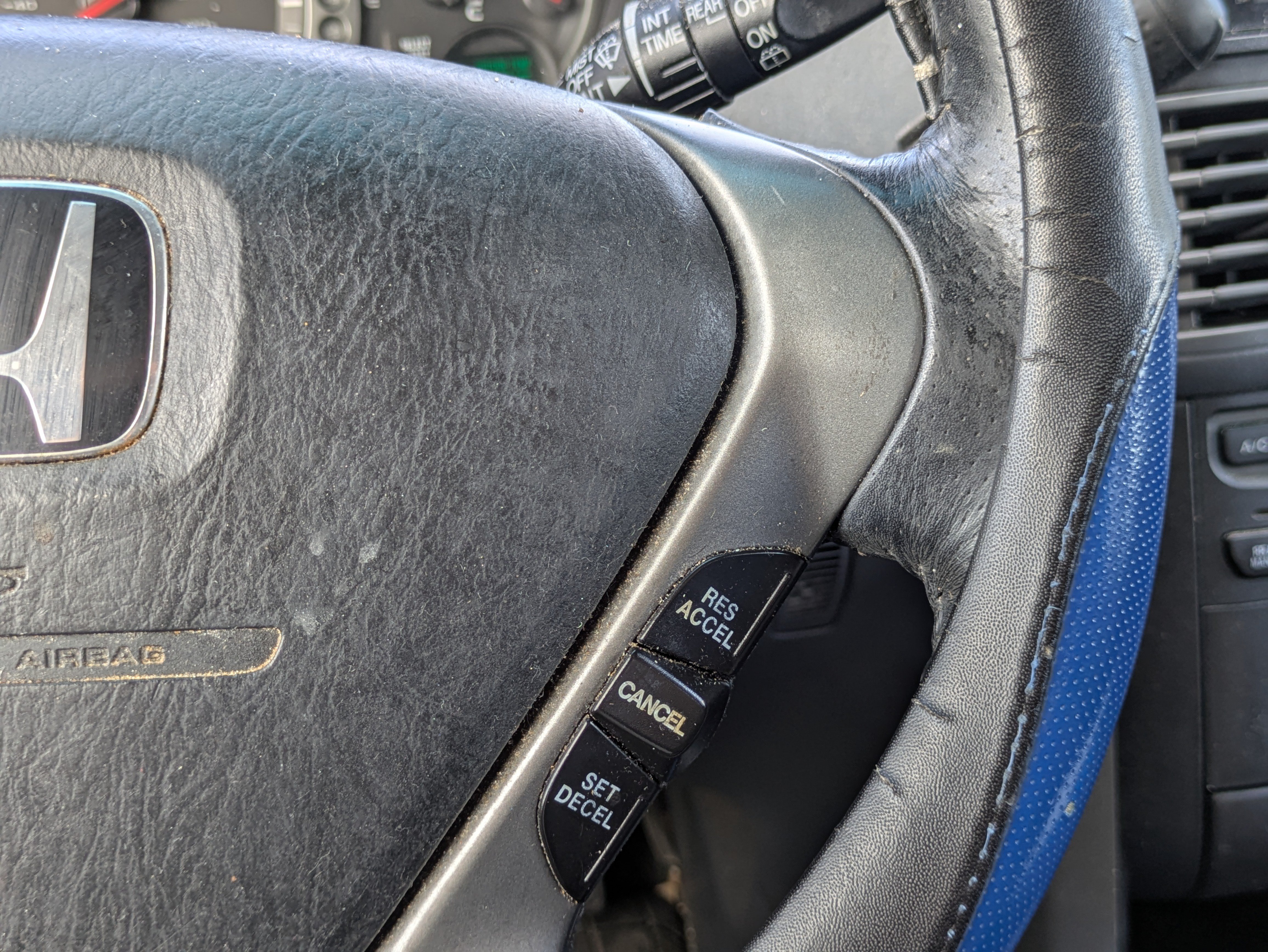 Used 2004 Honda Pilot EX image 33