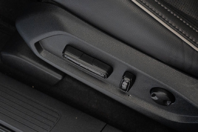 Used 2024 Honda Pilot Elite image 4