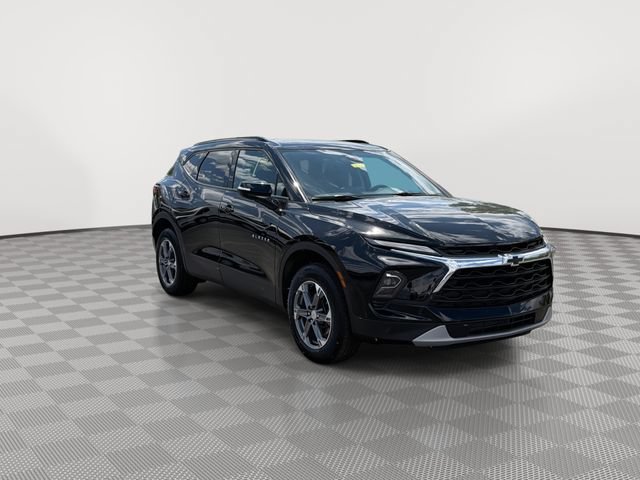 Certified 2024 Chevrolet Blazer LT FWD image 2