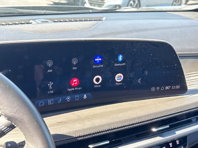 Used 2025 Cadillac XT4 Premium Luxury FWD image 21