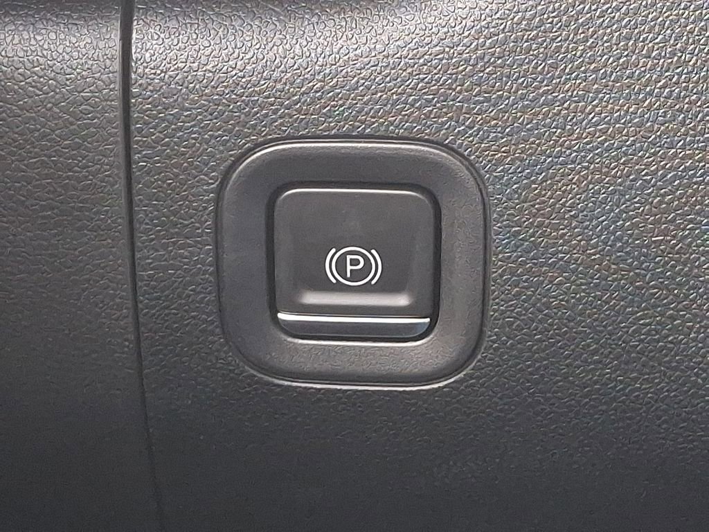 Used 2023 Chevrolet Silverado 2500 LTZ w/ Z71 Off-Road Package image 25