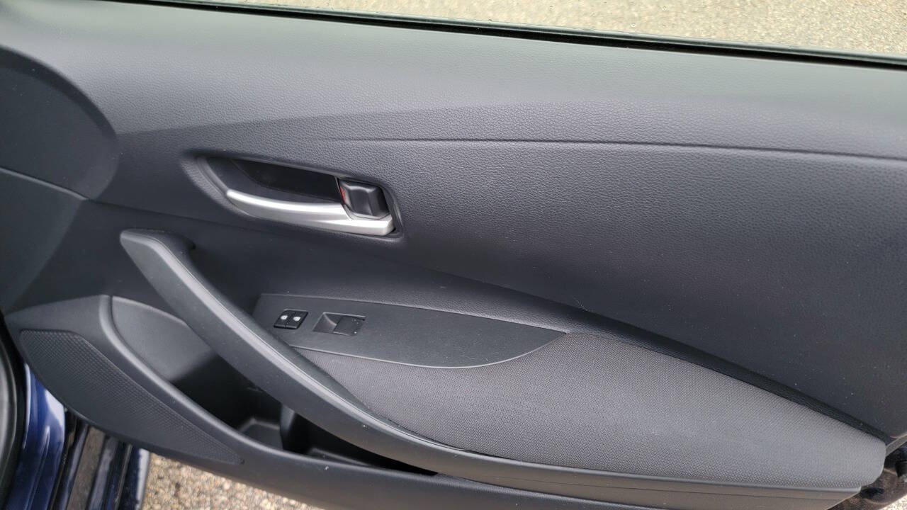Used 2020 Toyota Corolla LE FWD image 14