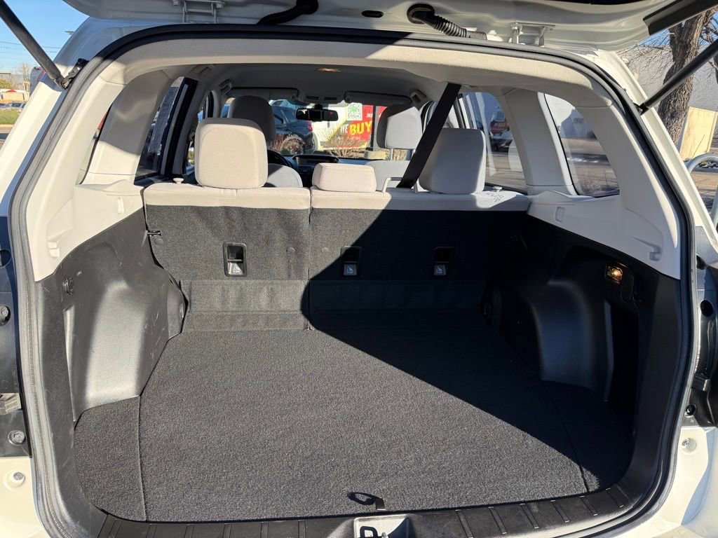 Used 2014 Subaru Forester 2.5i image 15