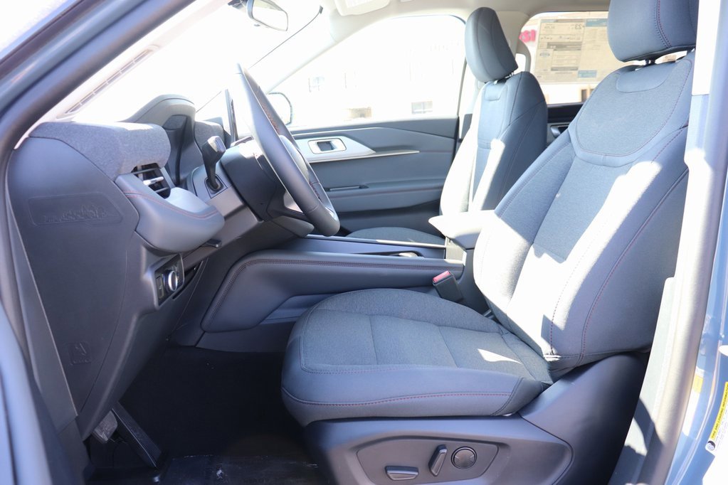 New 2026 Ford Explorer Active image 2