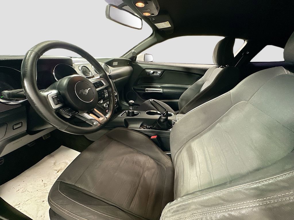 Used 2017 Ford Mustang GT w/ Black Accent Package RWD image 20