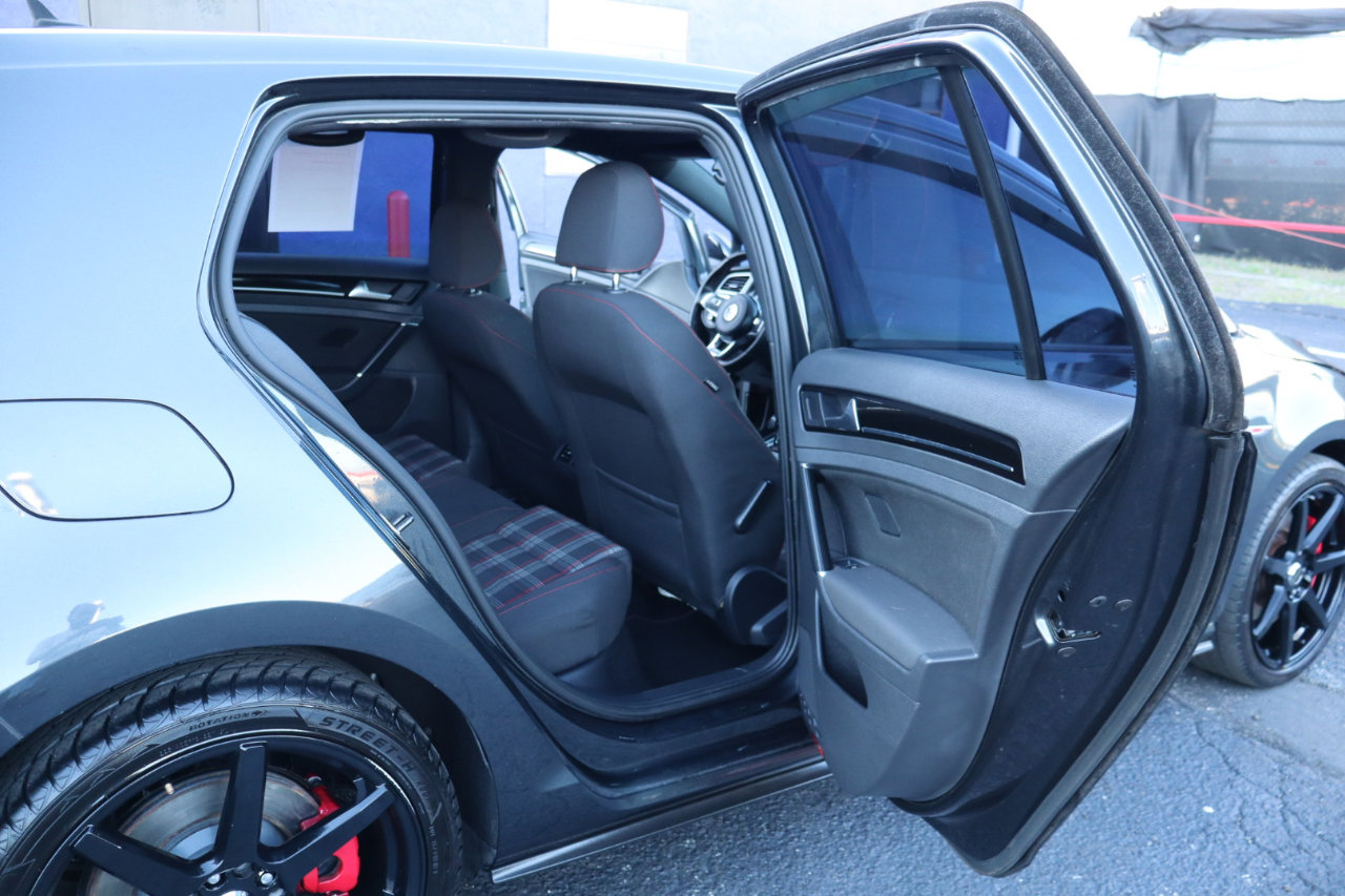 Used 2017 Volkswagen GTI Sport image 33
