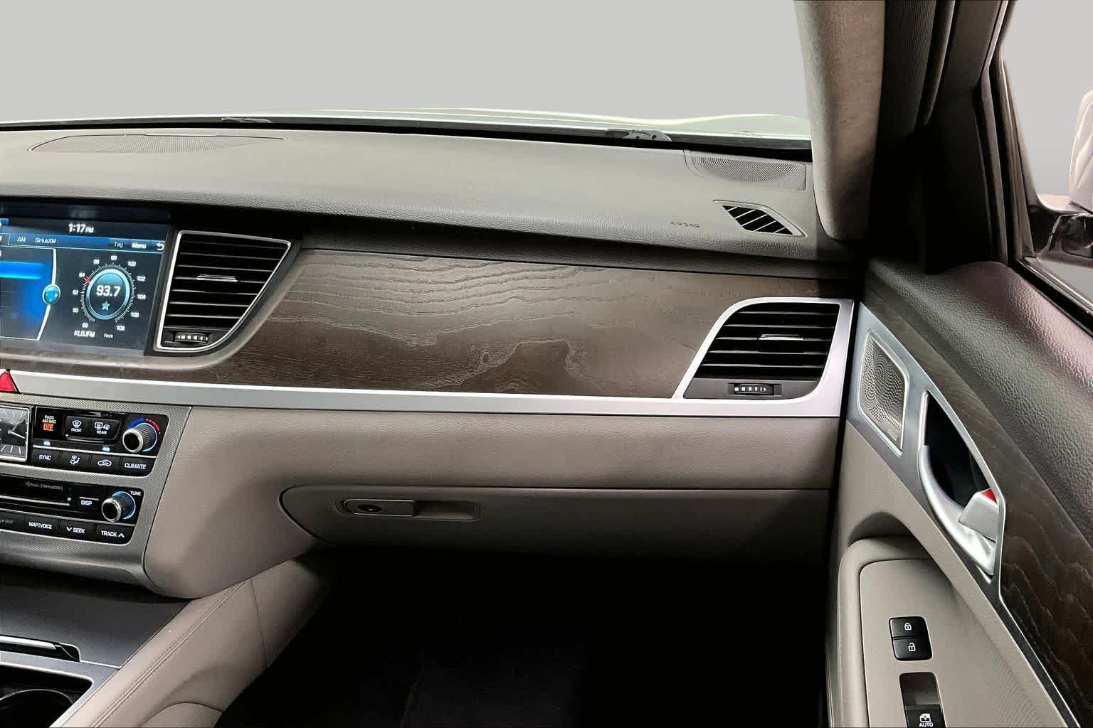 Used 2018 Genesis G80 5.0 Ultimate AWD/4WD image 18