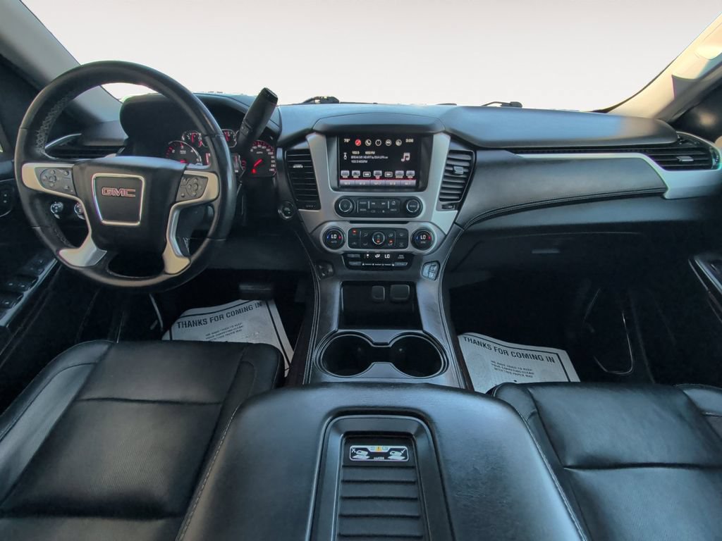 Used 2016 GMC Yukon XL SLT w/ Open Road Package AWD/4WD image 10