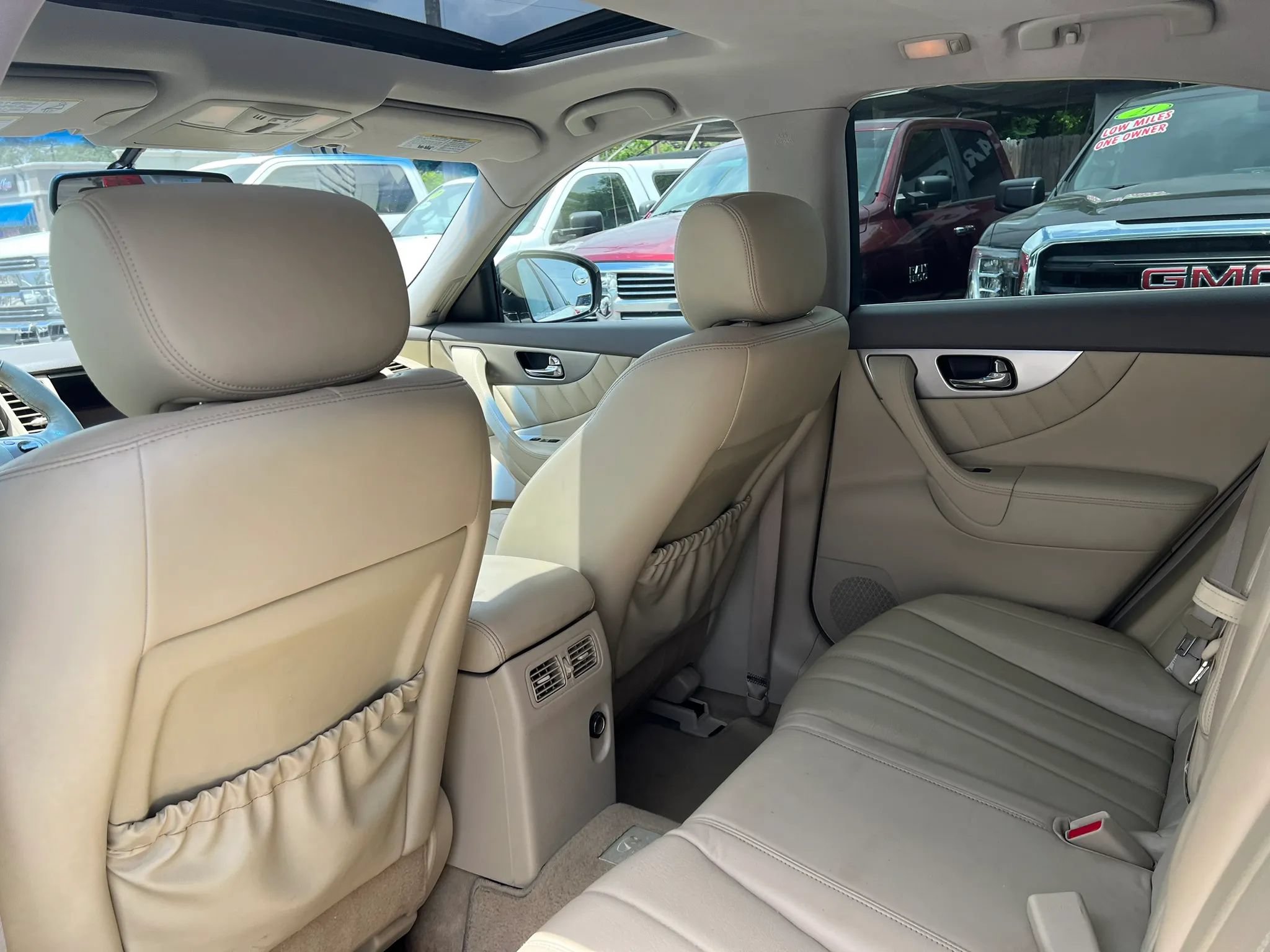 Used 2014 INFINITI QX70 AWD w/ Premium Package image 11