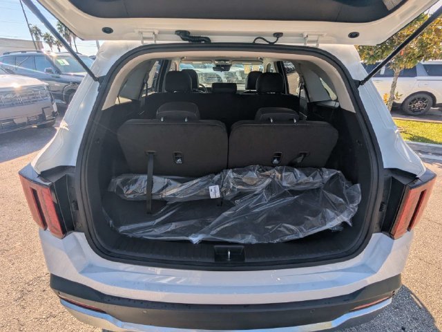 New 2026 Kia Sorento S FWD image 13