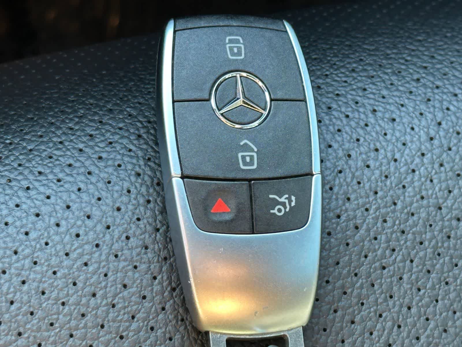 Used 2021 Mercedes-Benz GLE 350 4MATIC image 28