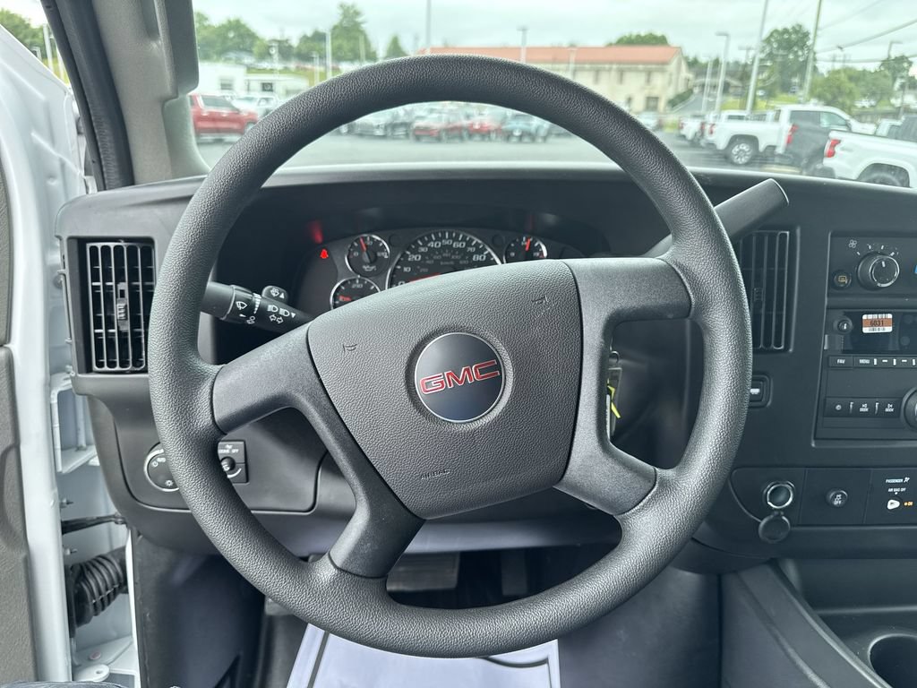 New 2025 GMC Savana 3500 Extended RWD image 20