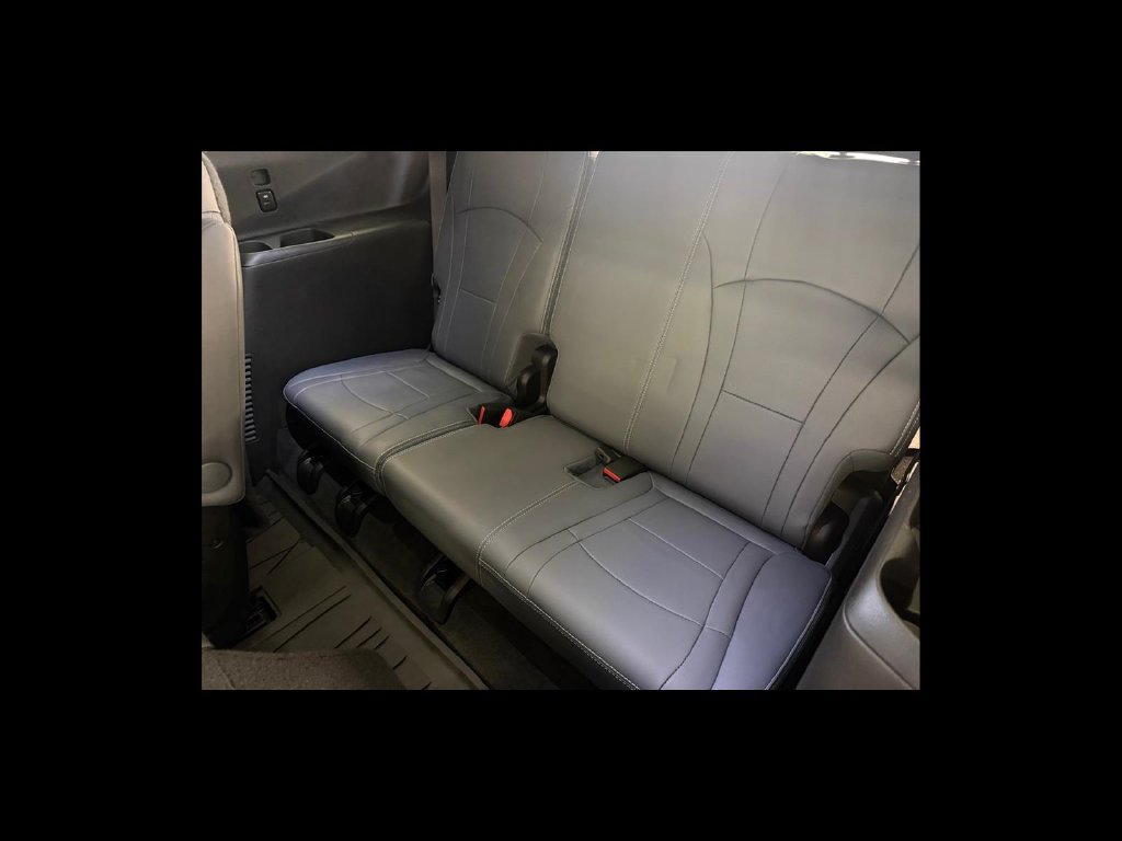Used 2019 Buick Enclave Premium w/ Experience Buick Package FWD image 25