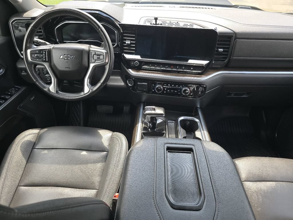 Used 2022 Chevrolet Silverado 1500 LT Trail Boss w/ LT Trail Boss Premium Package AWD/4WD image 19