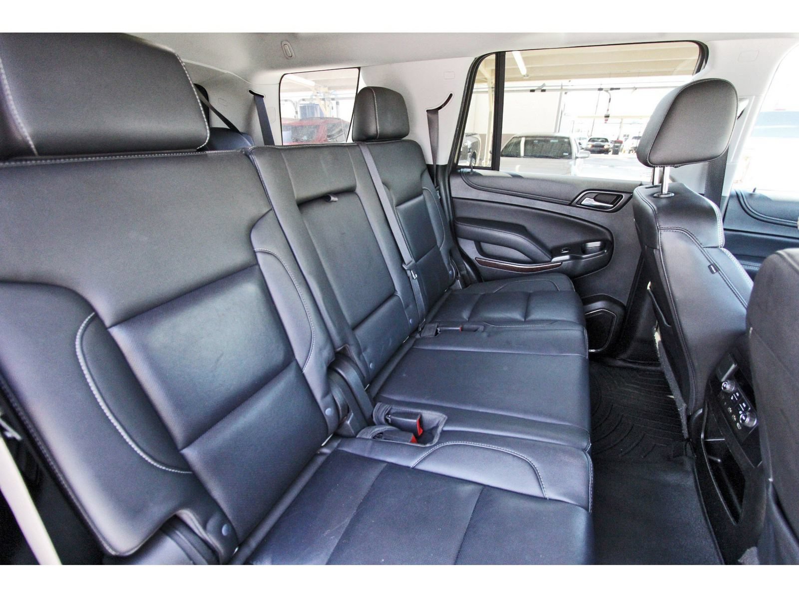 Used 2020 GMC Yukon SLT w/ Open Road Package RWD image 13
