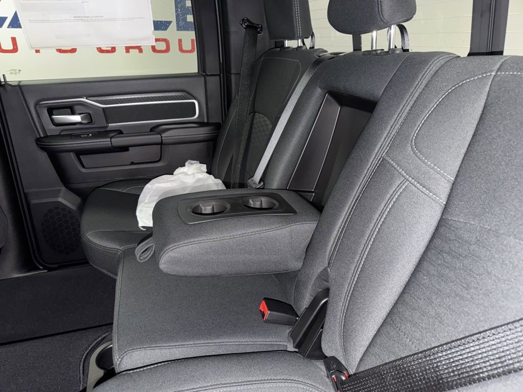 New 2026 RAM 2500 Big Horn AWD/4WD image 34