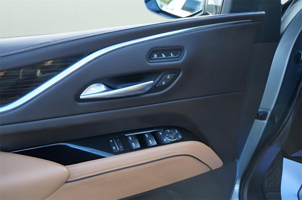 Used 2021 Cadillac Escalade Sport w/ Driver Assist Tech Package image 20