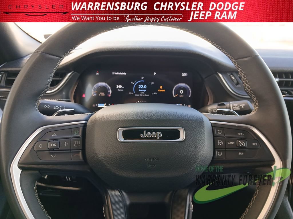 Used 2023 Jeep Grand Cherokee L Laredo image 26