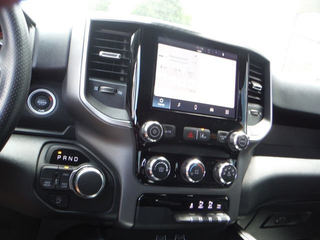 New 2026 RAM 1500 Express AWD/4WD image 26