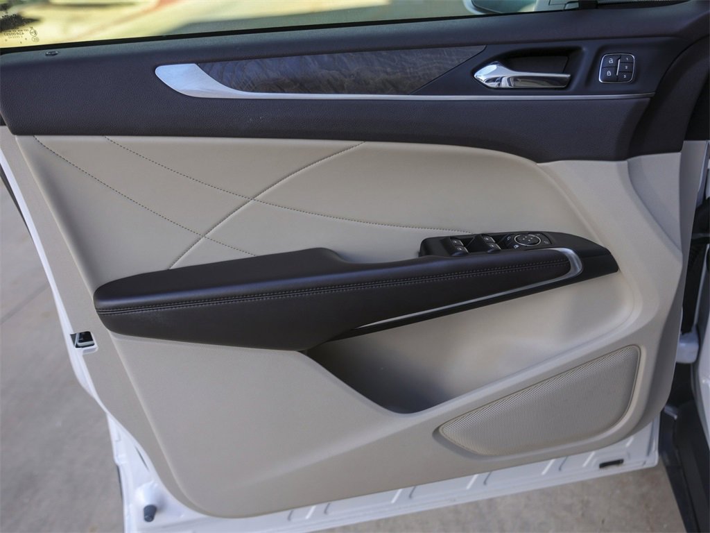 Used 2019 Lincoln MKC Reserve w/ MKC Technology Package image 30