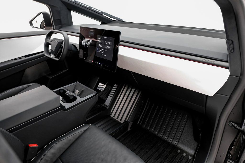 Used 2024 Tesla Cybertruck AWD Crew Cab image 12