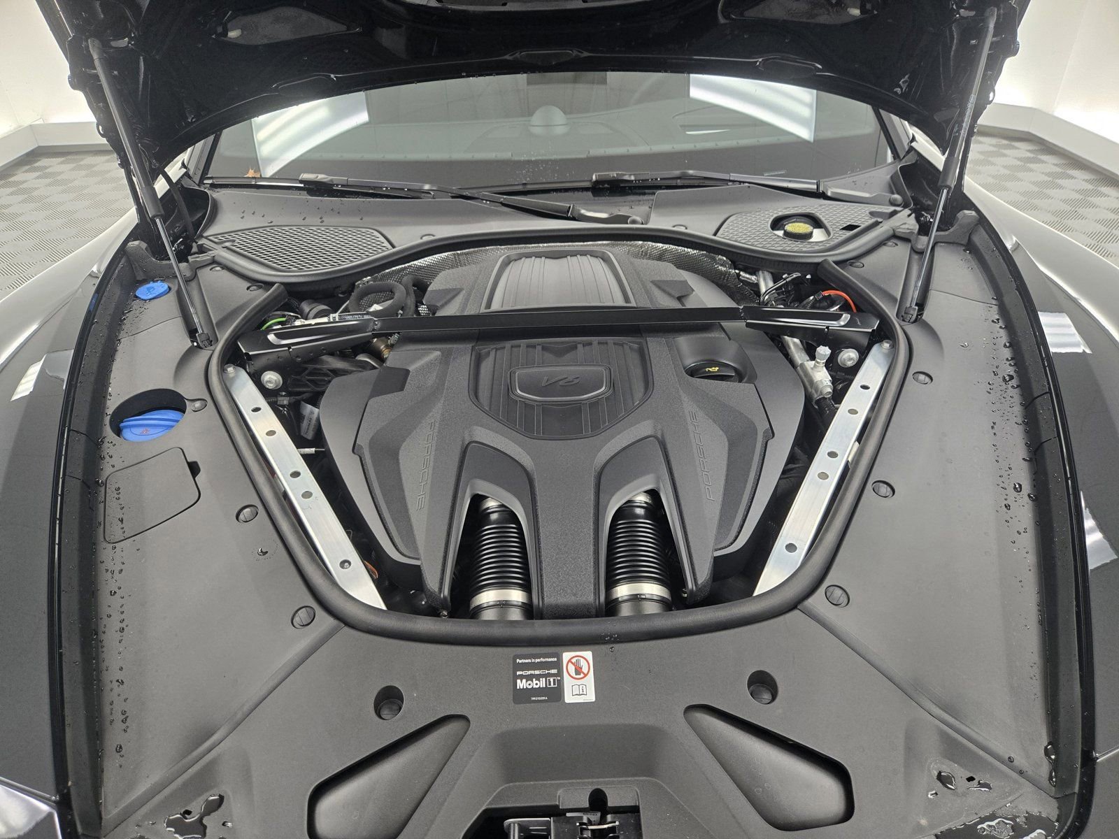 New 2026 Porsche Panamera image 26