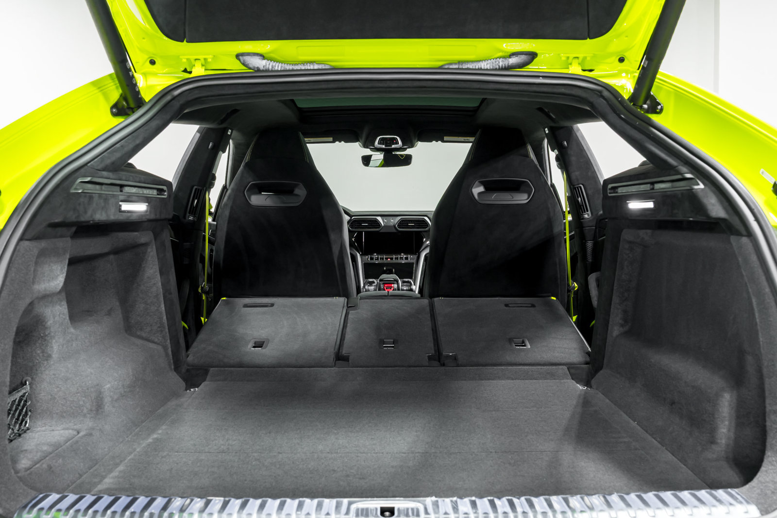 Used 2024 Lamborghini Urus Performante AWD/4WD image 67