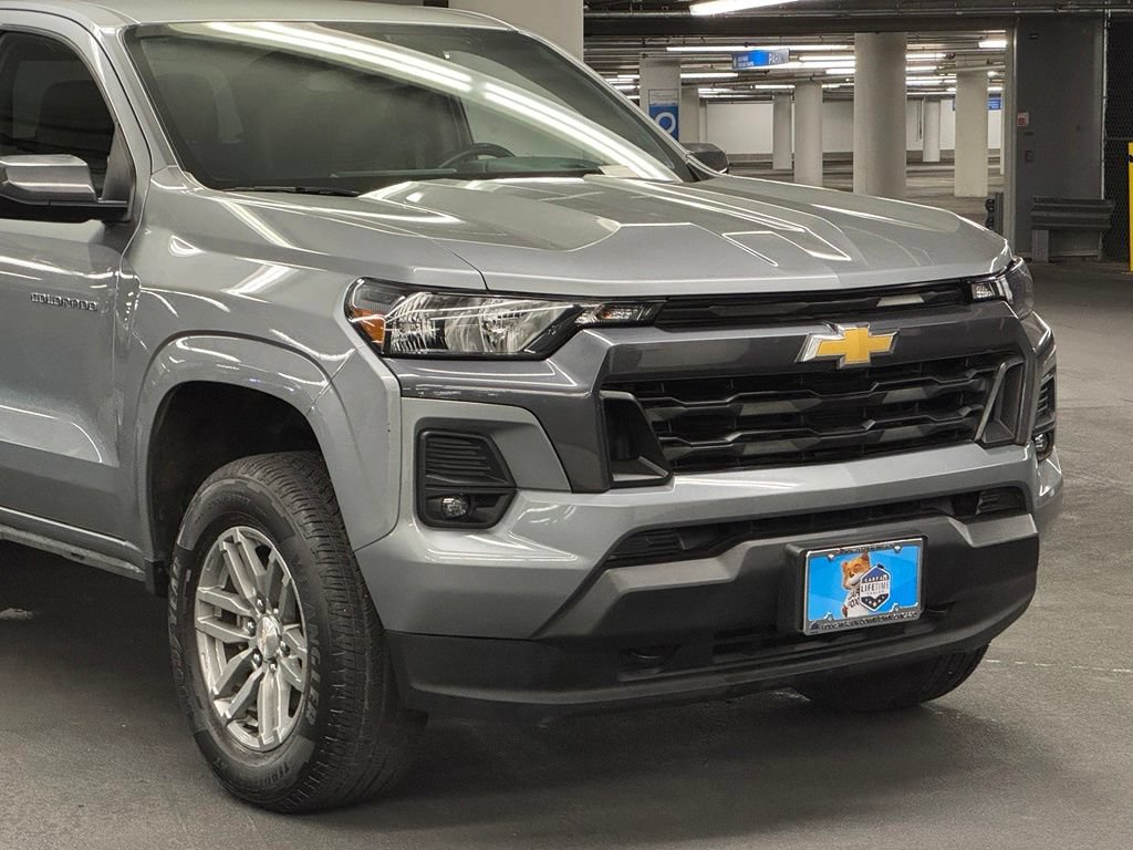 Used 2024 Chevrolet Colorado LT w/ LT Convenience Package AWD/4WD image 40