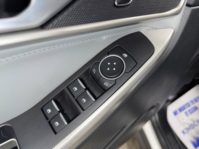 Used 2023 Ford Explorer XLT w/ Equipment Group 202A image 11