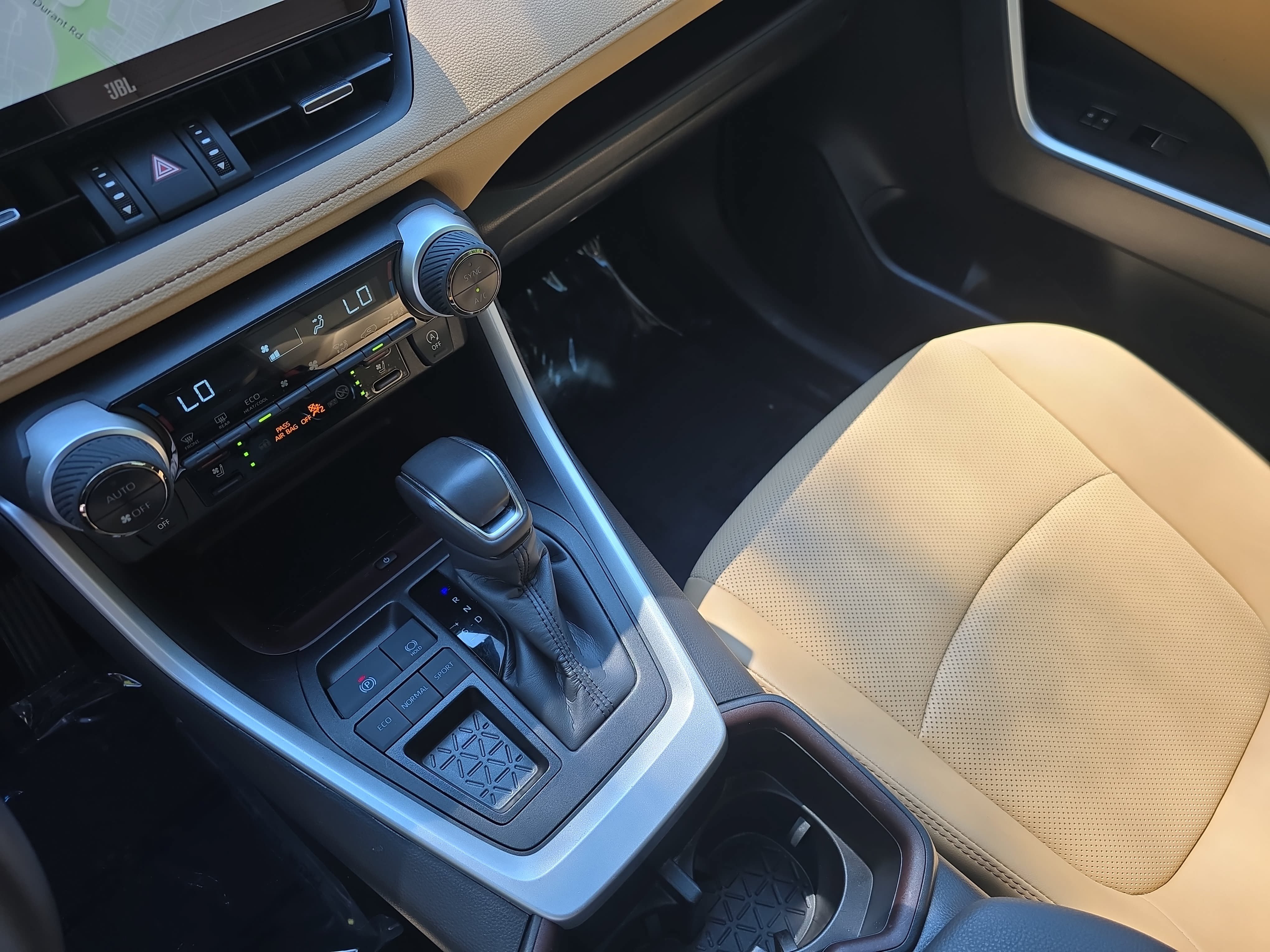 Used 2024 Toyota RAV4 Limited w/ Advanced Technology Package FWD image 26