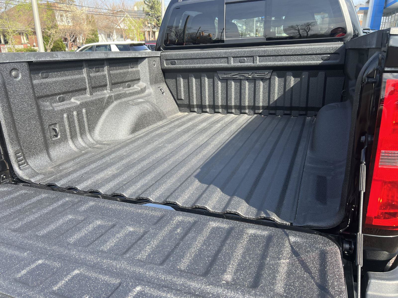 Used 2022 Chevrolet Colorado ZR2 w/ Colorado ZR2 Bison Edition AWD/4WD image 32