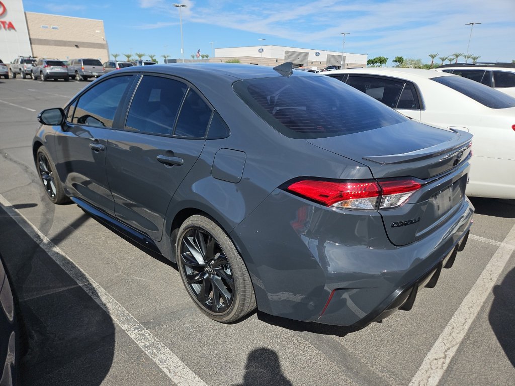 Used 2026 Toyota Corolla SE w/ SE Package FWD image 2