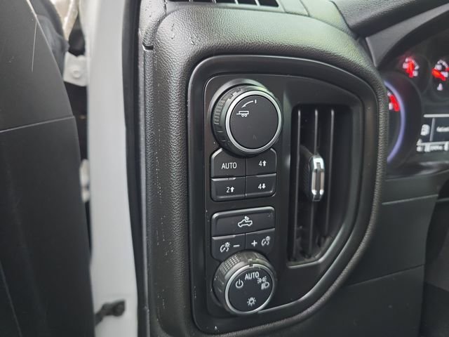 Used 2019 Chevrolet Silverado 1500 Custom Trail Boss w/ Custom Convenience Package image 16