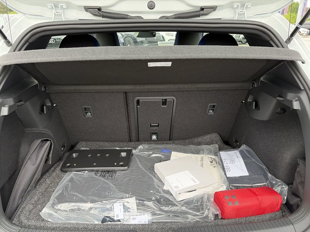 New 2026 Volkswagen Golf w/ Euro Style Package AWD/4WD image 9