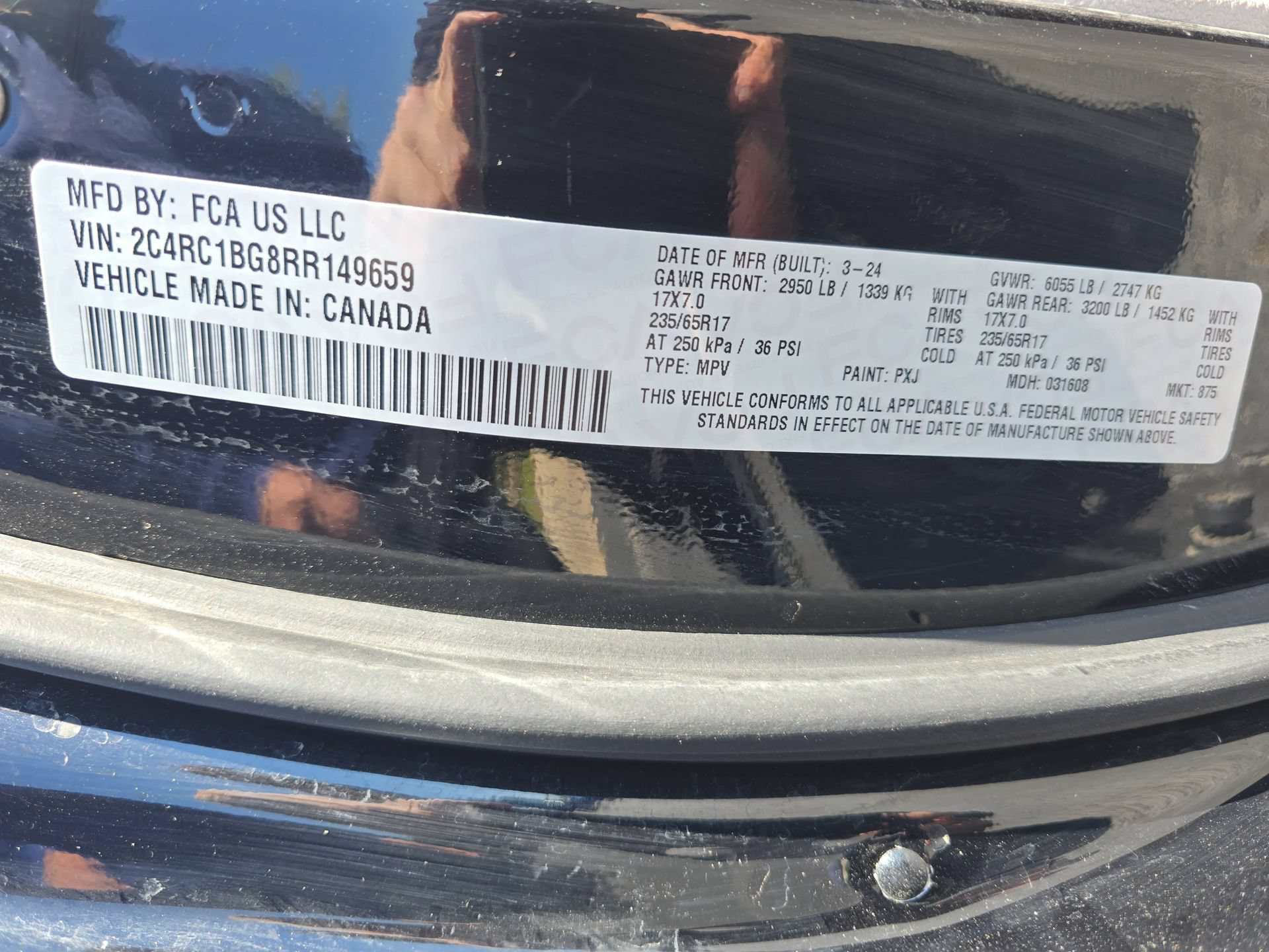Used 2024 Chrysler Pacifica Touring-L FWD image 31