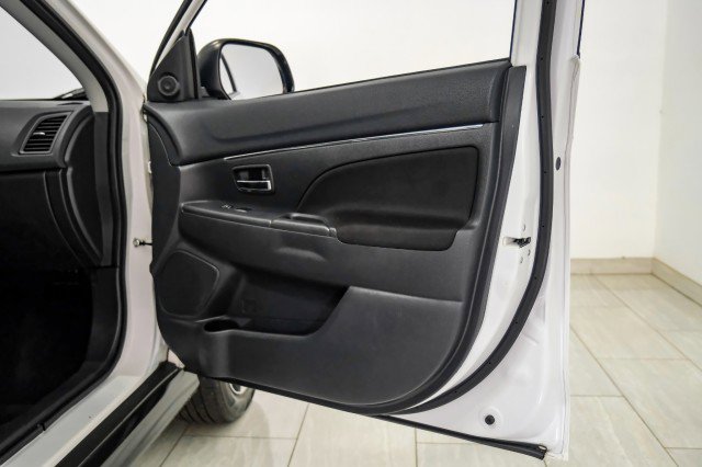 Used 2020 Mitsubishi Outlander Sport ES image 40